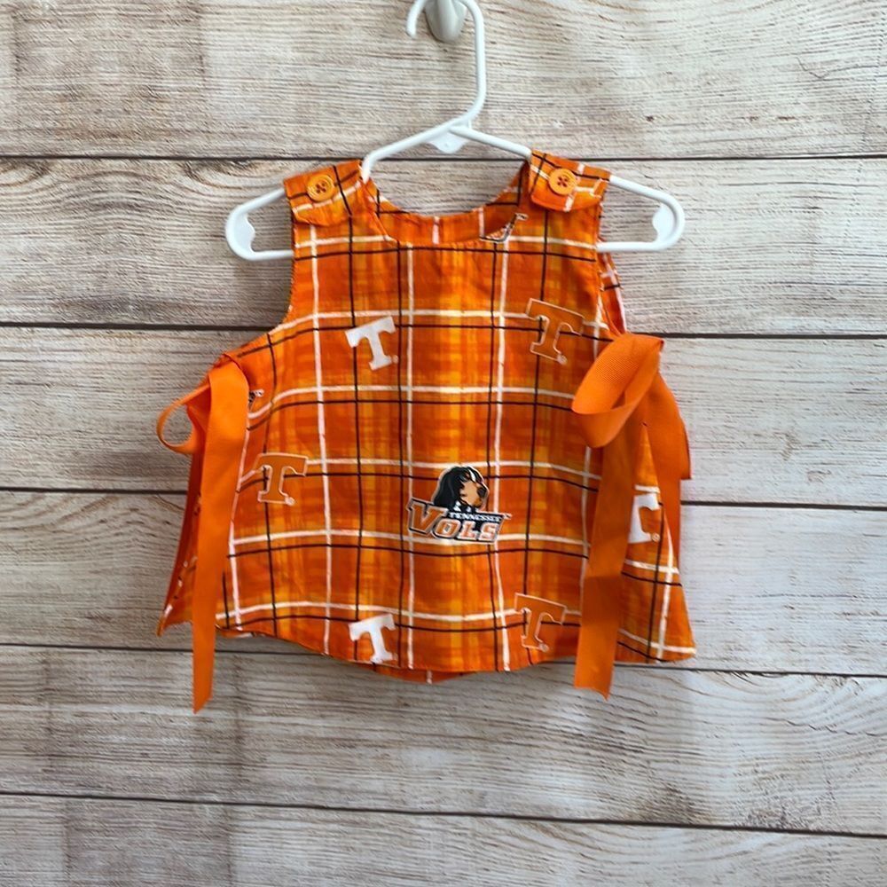 HANDMADE TENNESSEE VOLS TWO PIECE SET‎